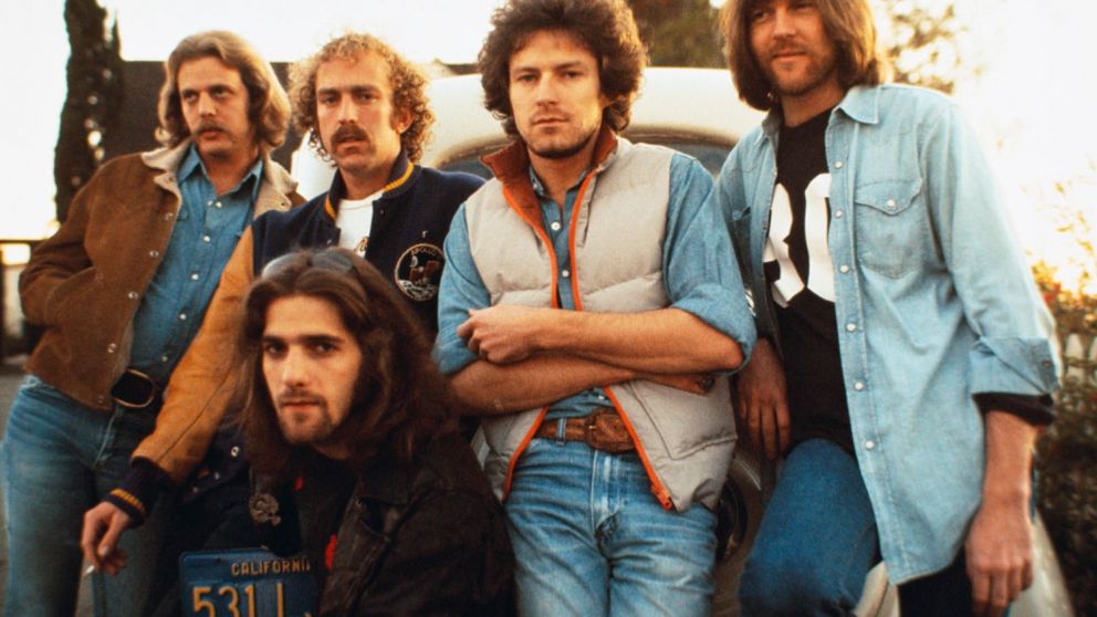 The Eagles en 1976, cuando lanzaron Greatest Hits, el álbum más vendido de la historia
