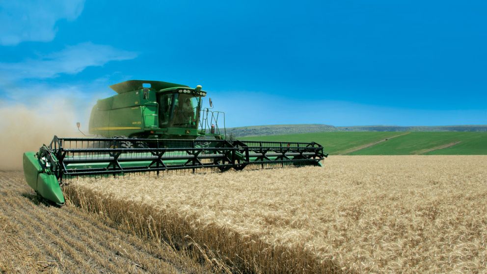 Cosechadora John Deere.jpg
