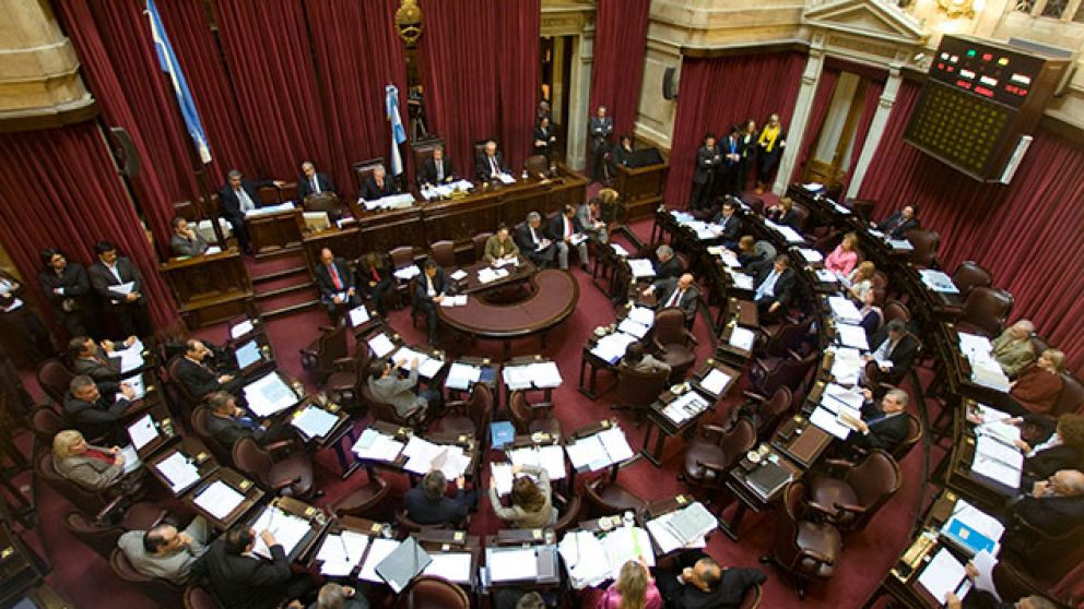 El oficialismo marchará al Congreso para reclamar el desafuero de Cristina y la ley de extinción de dominio