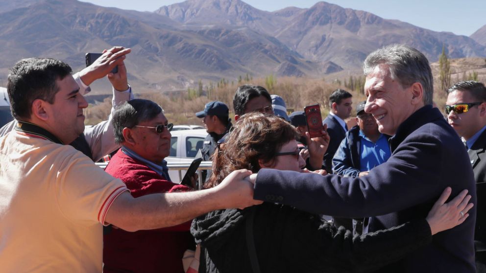 Macri afirmó que el país "depende" de los préstamos mundiales