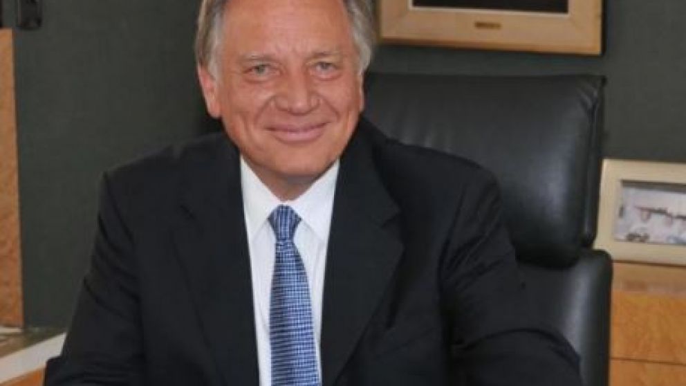 Roggio renunció a la presidencia de su empresa