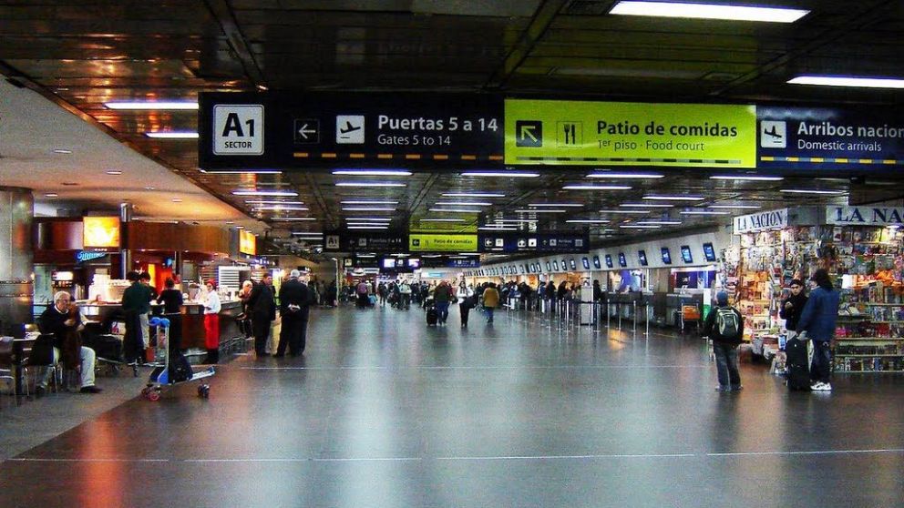 Aeronáuticos se movilizarán mañana en Aeroparque