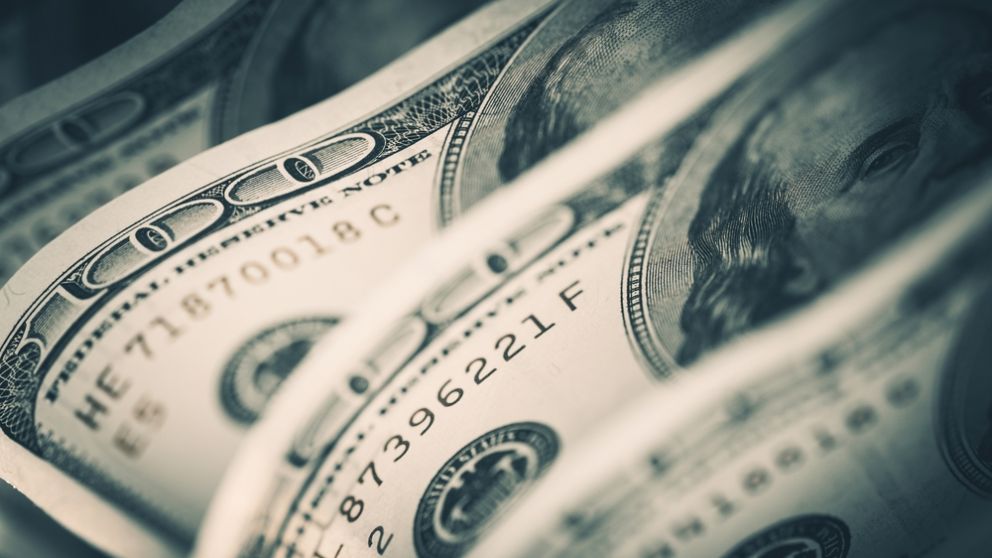 El dólar oficial sube por tercera rueda seguida