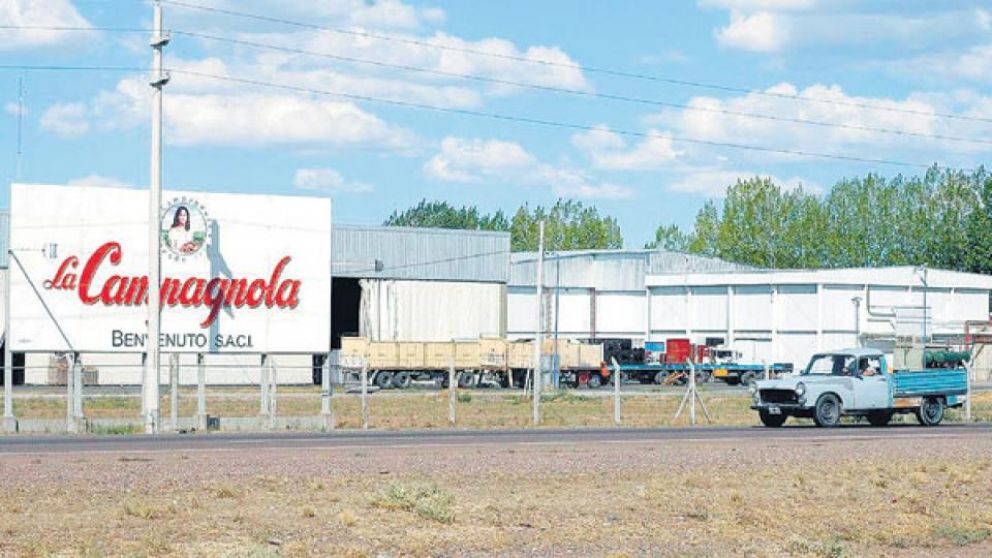 La causa: caída de consumo