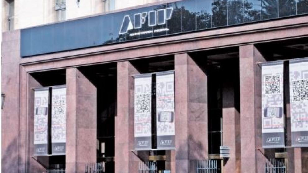 Se reclama no pagar impuestos por adelantado