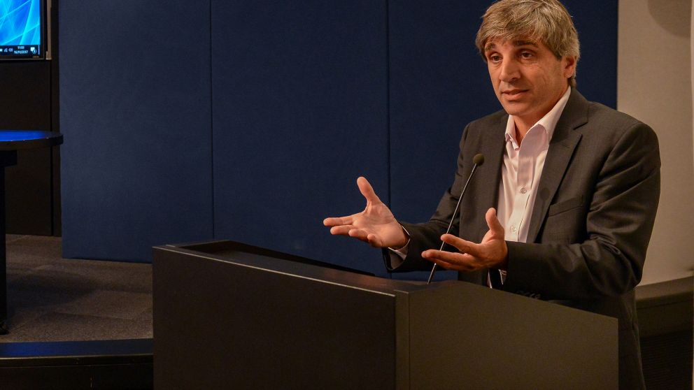 Luis Caputo prefirió difundir el IPOM sin dar conferencia de prensa