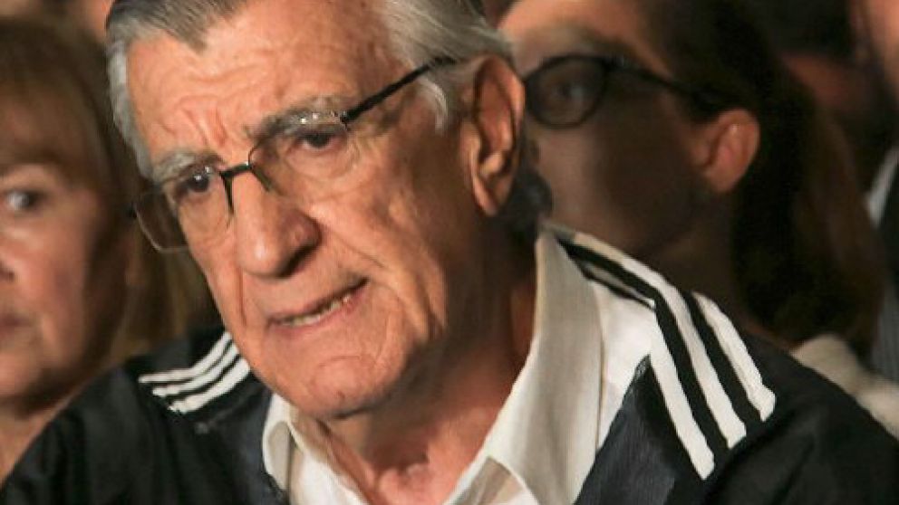 Tras cuatro meses, Gioja vuelve a presidir el PJ