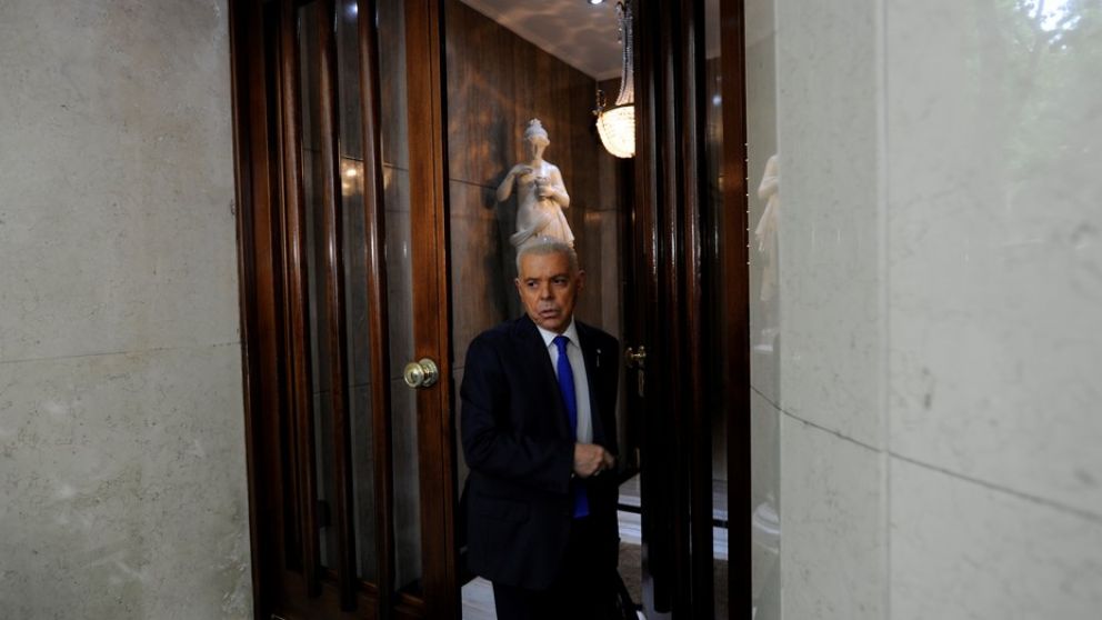 Oyarbide aseguró que está ansioso por declarar y que nunca se reunió con Baratta