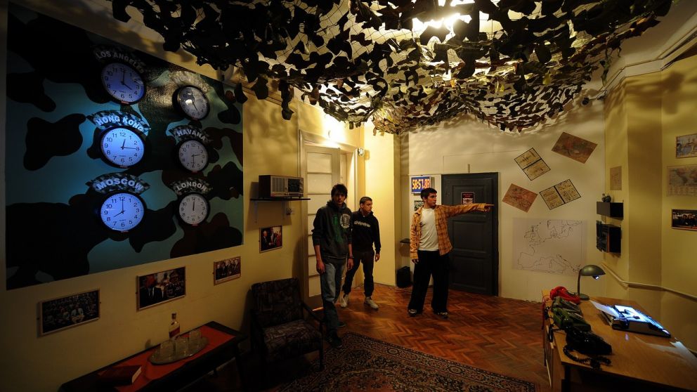 Un "escape room" es un tipo de juego de aventuras en vivo