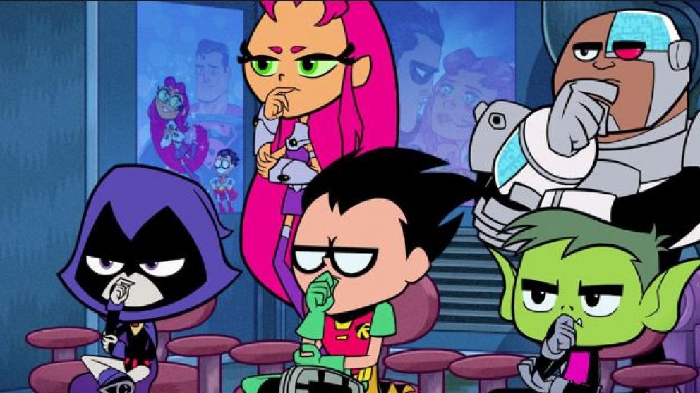 La burla a los superhéroes desde el juego infantil