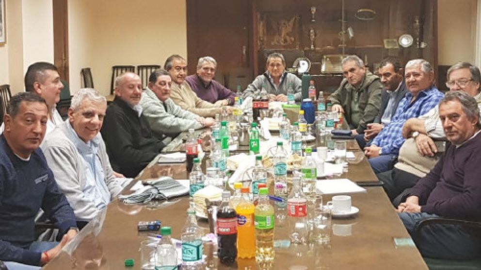 El triunvirato visitó al MASA en Unión Ferroviaria