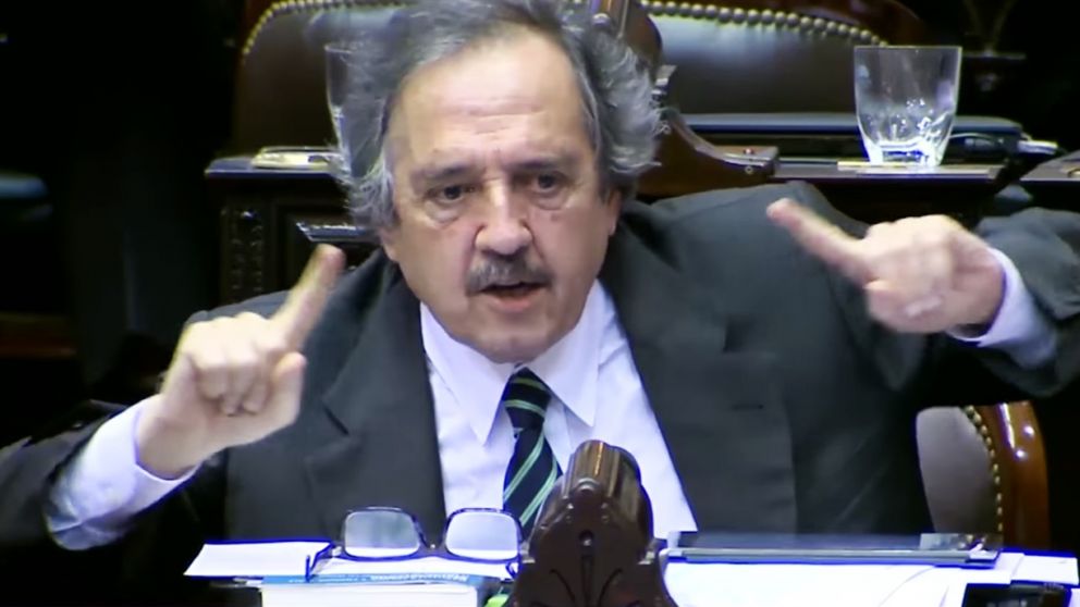 Alfonsín responsabilizó a la UCR por las últimas respuestas