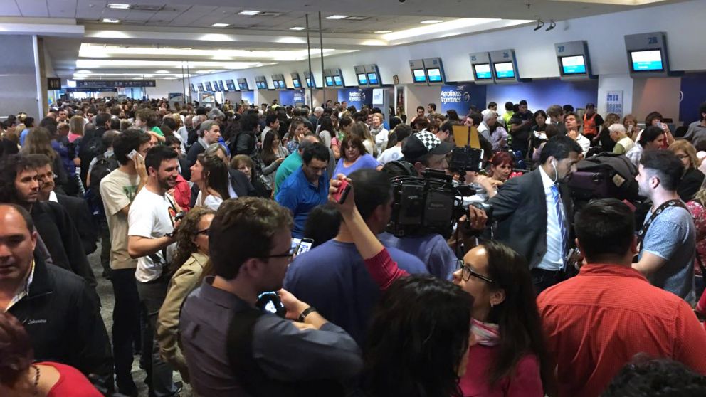 Aeronáuticos confirmaron que acatan conciliación obligatoria y mañana no habrá paro