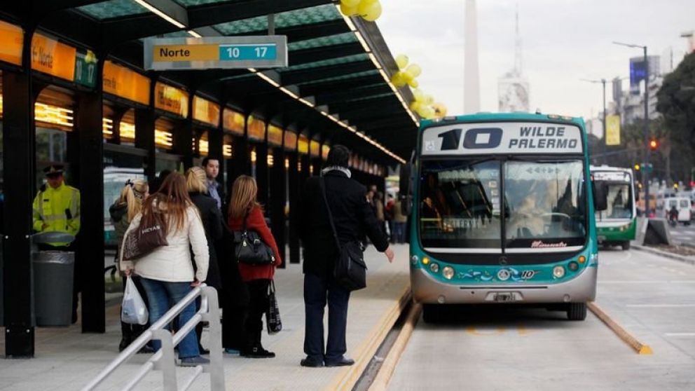 No descartan más ajustes en tarifas de transporte