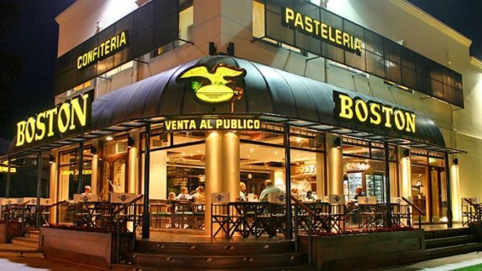 La cadena de confiterías Boston despidió a 60 de sus 80 empleados