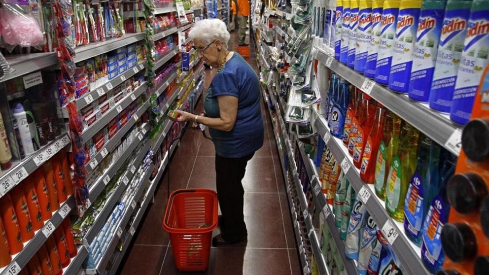 Precios en los alimentos impulsan el IPC