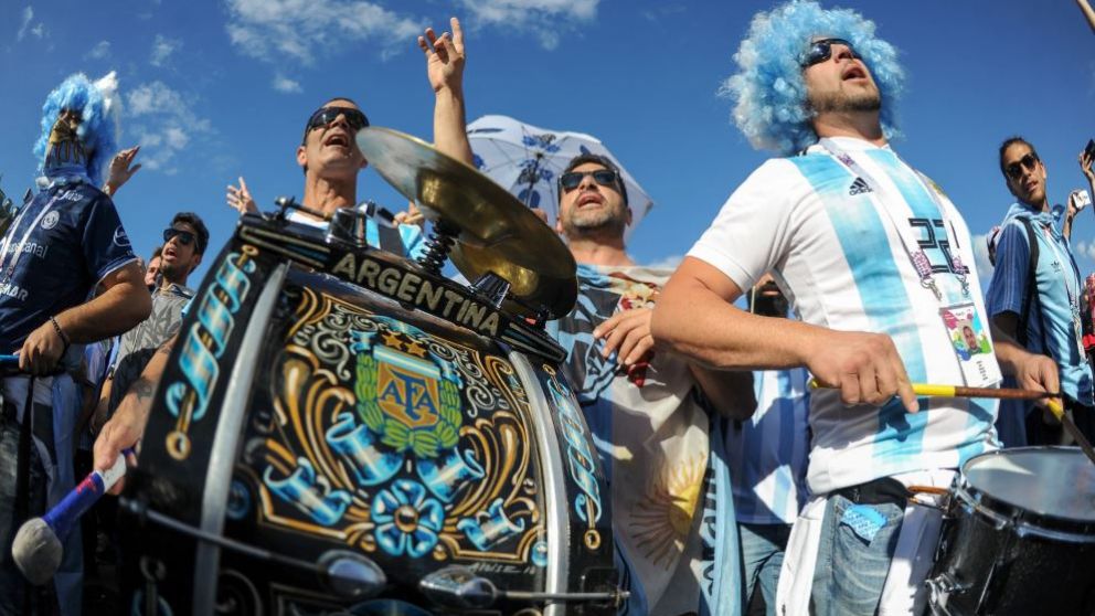 La Afip controlará las declaraciones juradas de los hinchas que viajaron al Mundial de Rusia