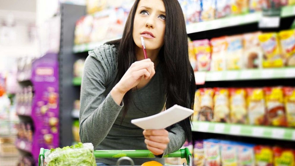 Los argentinos hacen menos compras y eligen envases m�s chicos