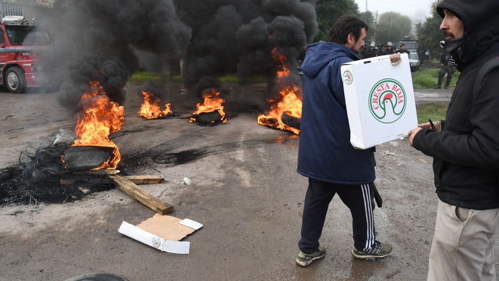 Cresta Roja: protestas, suspensiones y tensión