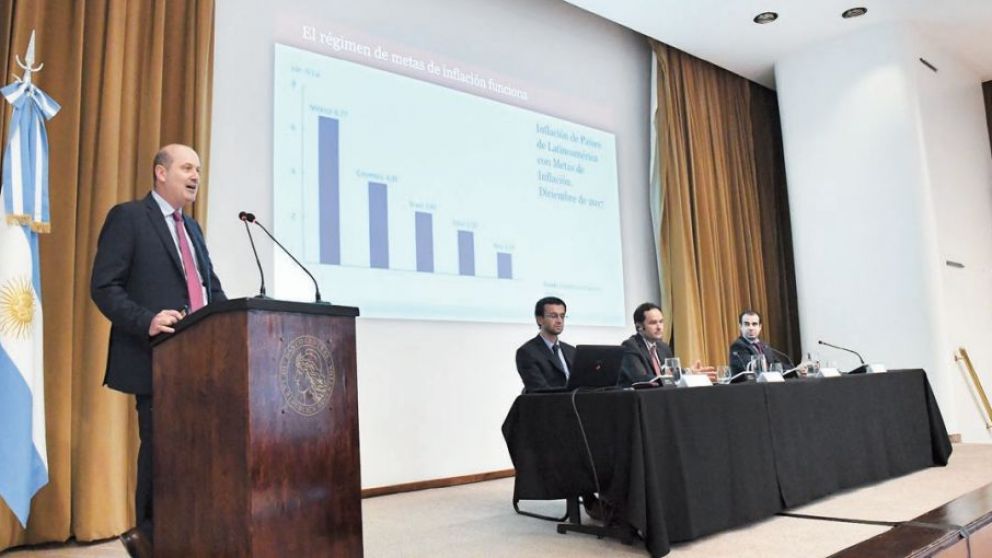 Quién paga el ajuste