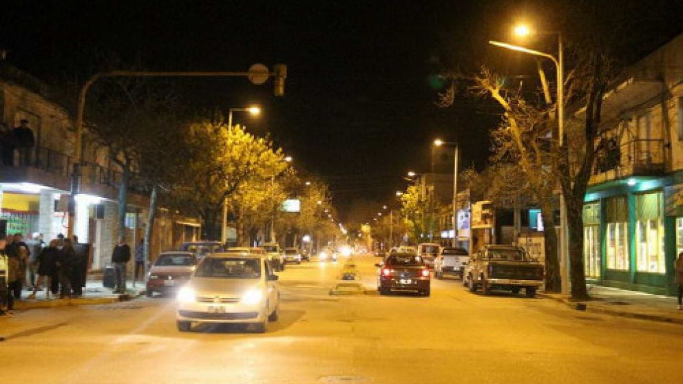 El alumbrado público, entre las bajas que buscan los municipios