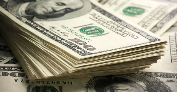 Dólar oficial sube $30 en 3 días: mayorista alcanza $1.438