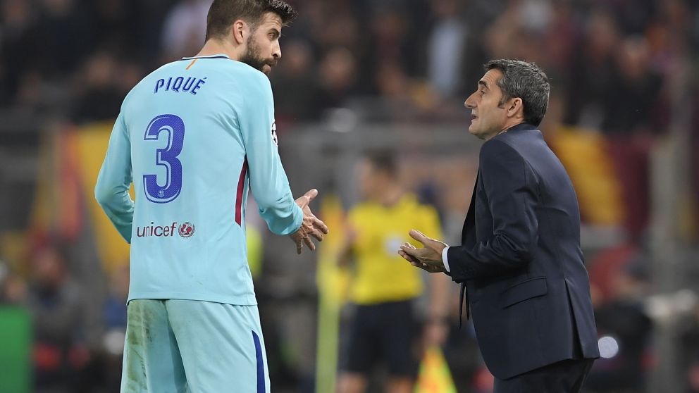 Piqué cambia opiniones con el entrenador; el Barça abandonó su juego para defender su ventaja