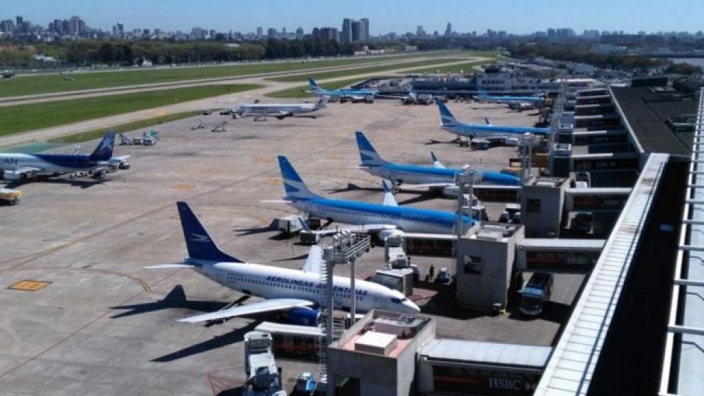 Aeroparque será el hub para el vuelo de cabotaje y a Uruguay