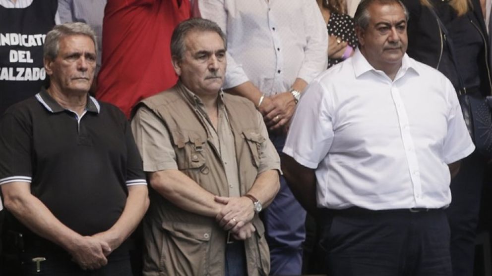 El 5 de abril buscarán poner en marcha la renovación del triunvirato de CGT