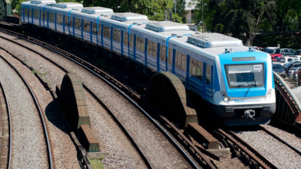 Transporte de pasajeros y distribución de gas serían alcanzados