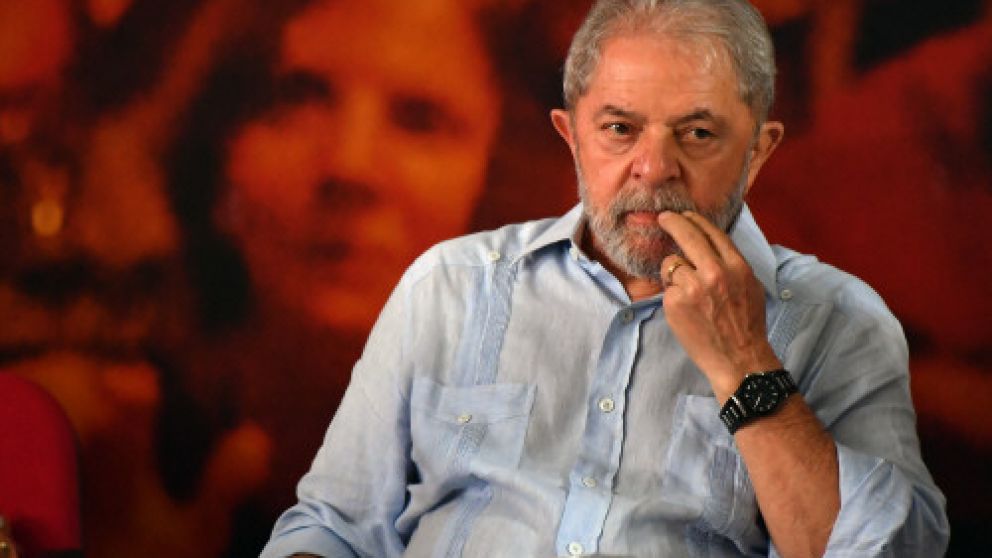 “La radio y la TV son concesiones públicas”, dijo el ex mandatario