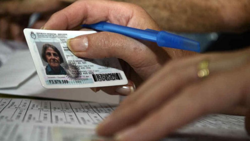 El DNI podrá sacarse en diez días y retirarlo donde se inició el trámite