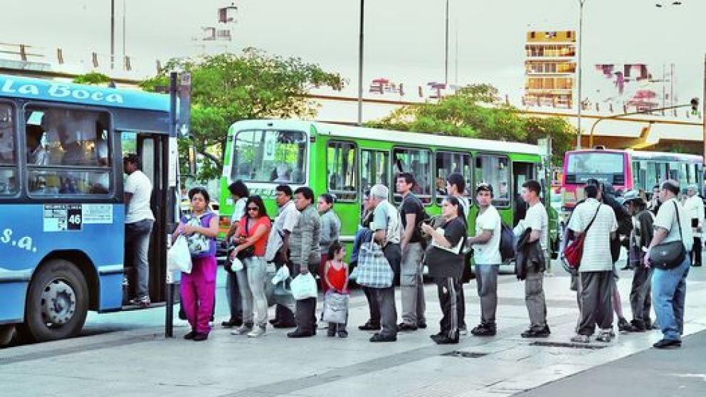 Caen las frecuencias de los colectivos