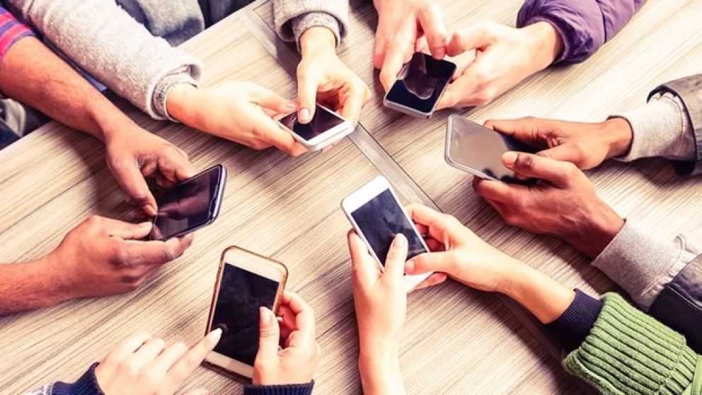 Argentina encabeza el ranking de uso de internet en celulares