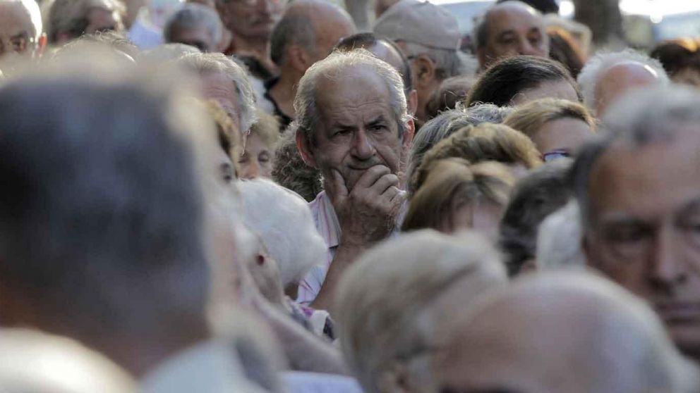 Los jubilados que cobran la máxima recibirán un aumento en febrero