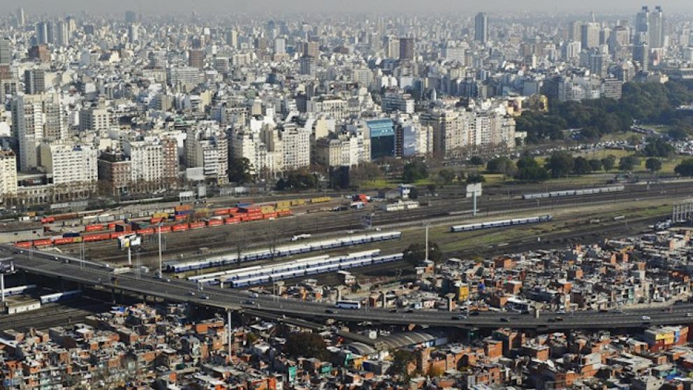 Una familia tipo porteña necesitó $16.311 para no ser pobre