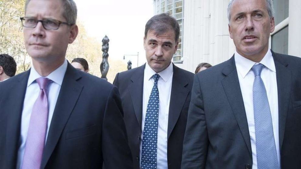 Paladino dice que la acusación de Burzaco es "un manotazo de ahogado"