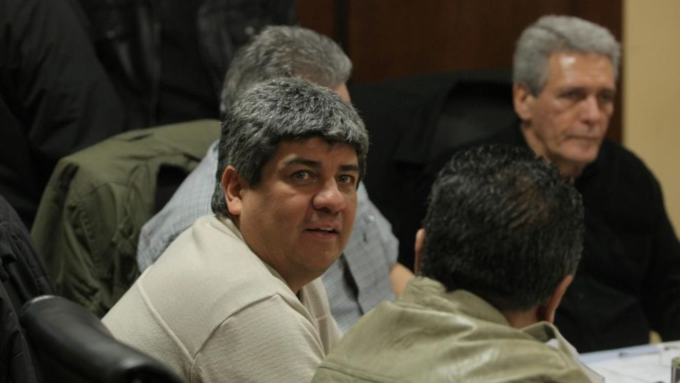 Pablo Moyano asegura que el Gobierno va por él y su padre