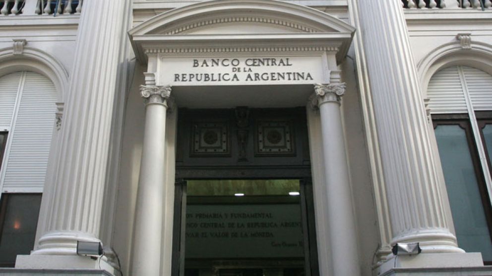El Banco Central hizo la mayor compra de dólares del mes