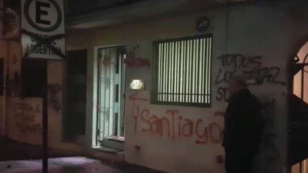 Consulado argentino en Chile sufrió un nuevo ataque