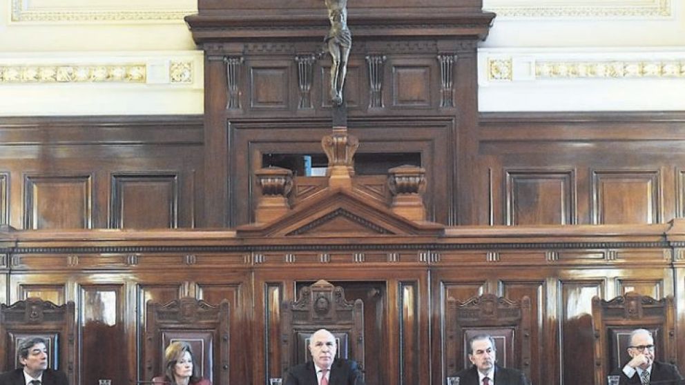 La Corte frenó el cobro de alícuotas diferenciales de II.BB. según el domicilio de la empresa