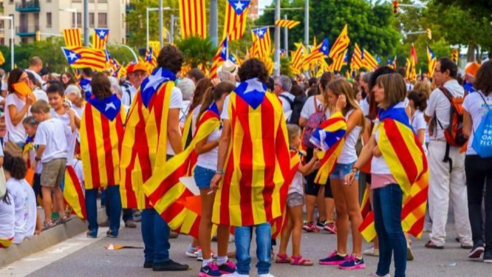 Puigdemont no acata su destitución