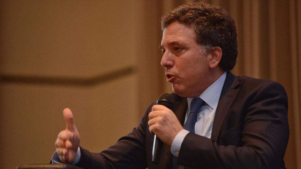 El Gobierno pone en marcha la reforma tributaria, acuerdos sectoriales y el blanqueo laboral