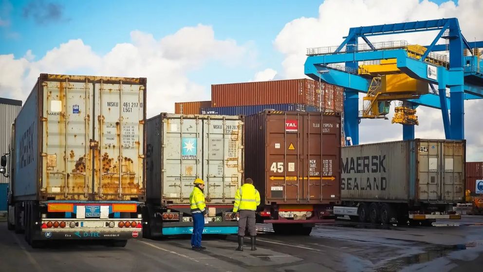 Tecnolog�a, importaciones y PYMES: c�ctel que pone en jaque al trabajo argentino