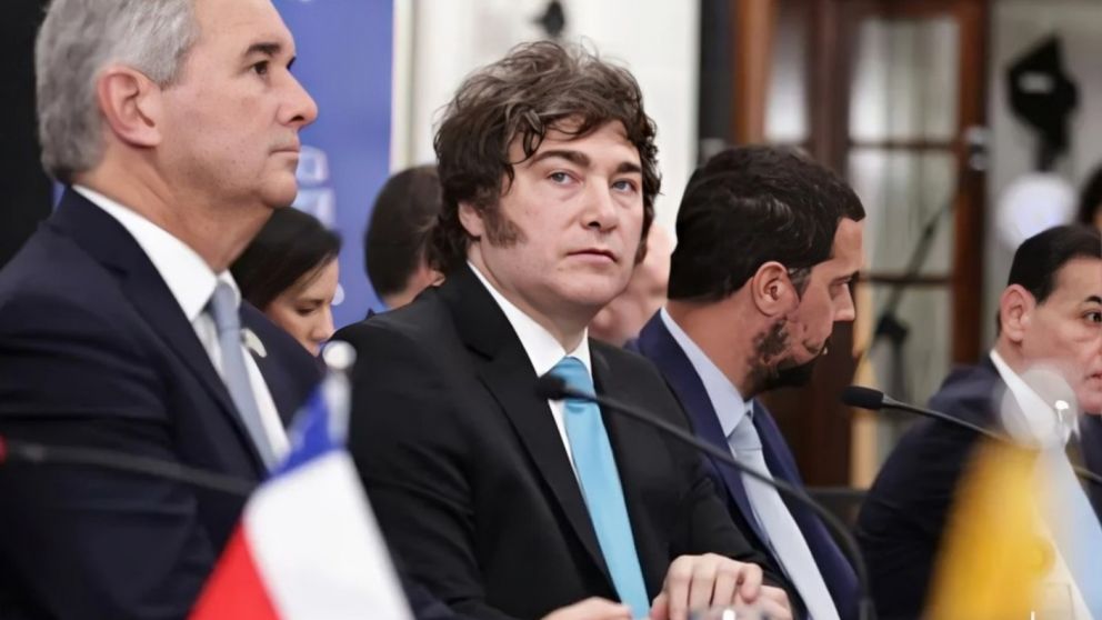 Diputados impulsan el juicio pol�tico a Javier Milei