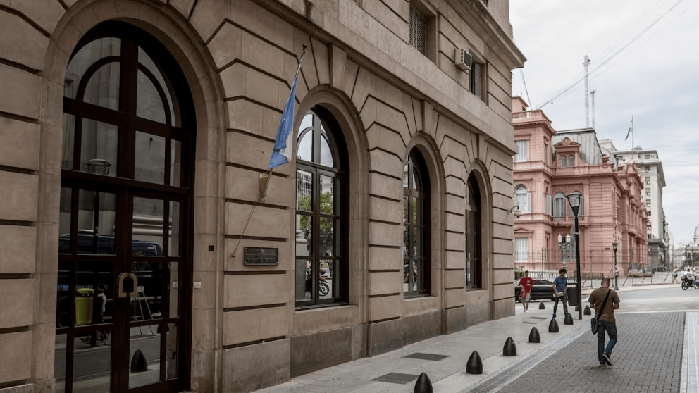 El Gobierno reformula la Ley de Inteligencia y ampliará las facultades de la SIDE