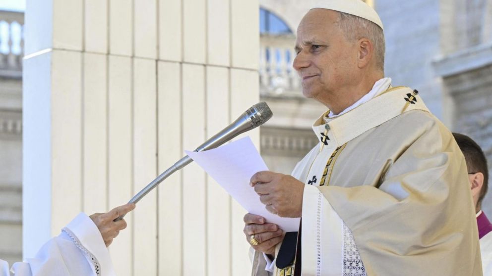 Del lamento por la guerra al recuerdo de Francisco