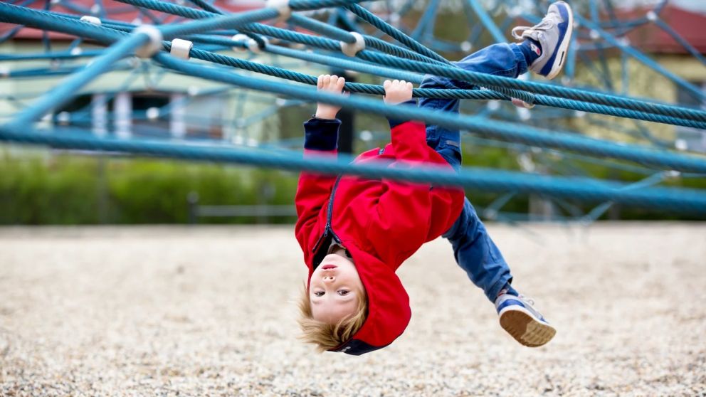 El FAFO gana adeptos entre padres que no quieren lidiar con la "complejidad técnica de la crianza suave"