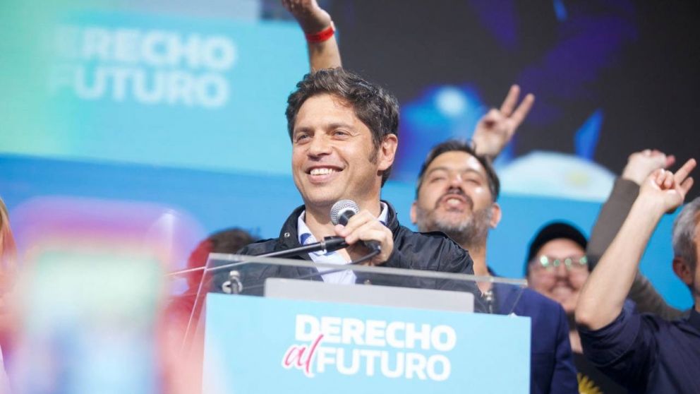 El gobernador Kicillof reúne el lunes a su tropa en Ensenada para delinear la estrategia de cara a 2026.