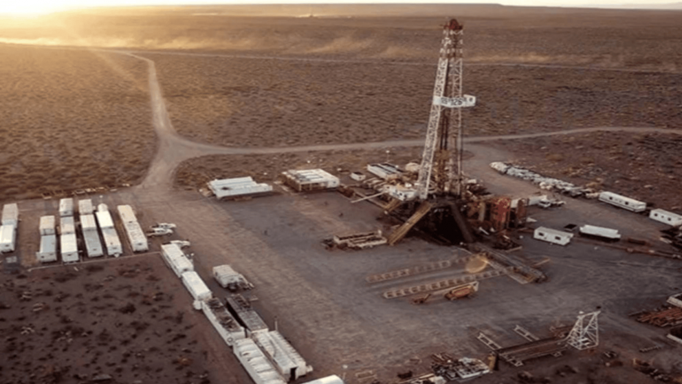 YPF solicit� la adhesi�n al RIGI para el proyecto LLL Oil, una inversi�n de USD 25.000 millones que apunta a exportar petr�leo desde Vaca Muerta
